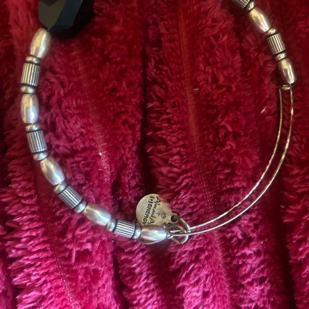 Alex and Annie Silver Beaded vintage Bracelet